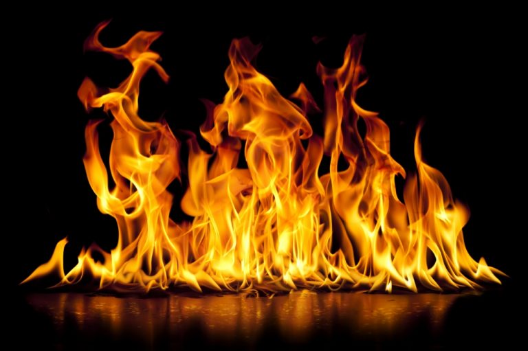 LA RABBIA SOCIALE È UN FUOCO: COME NON BRUCIARCI